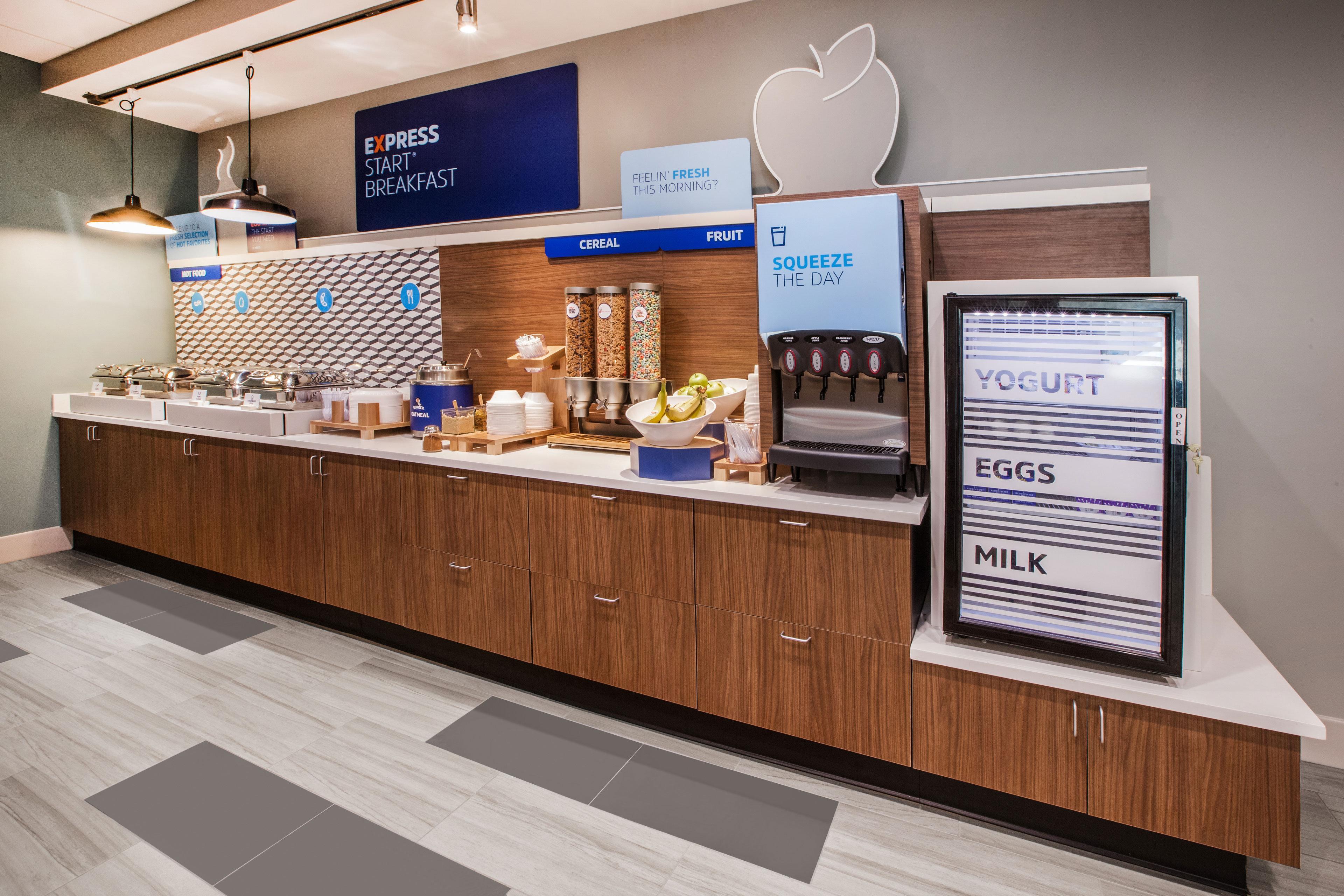 Holiday Inn Express Hotel & Suites Saginaw By Ihg Dış mekan fotoğraf