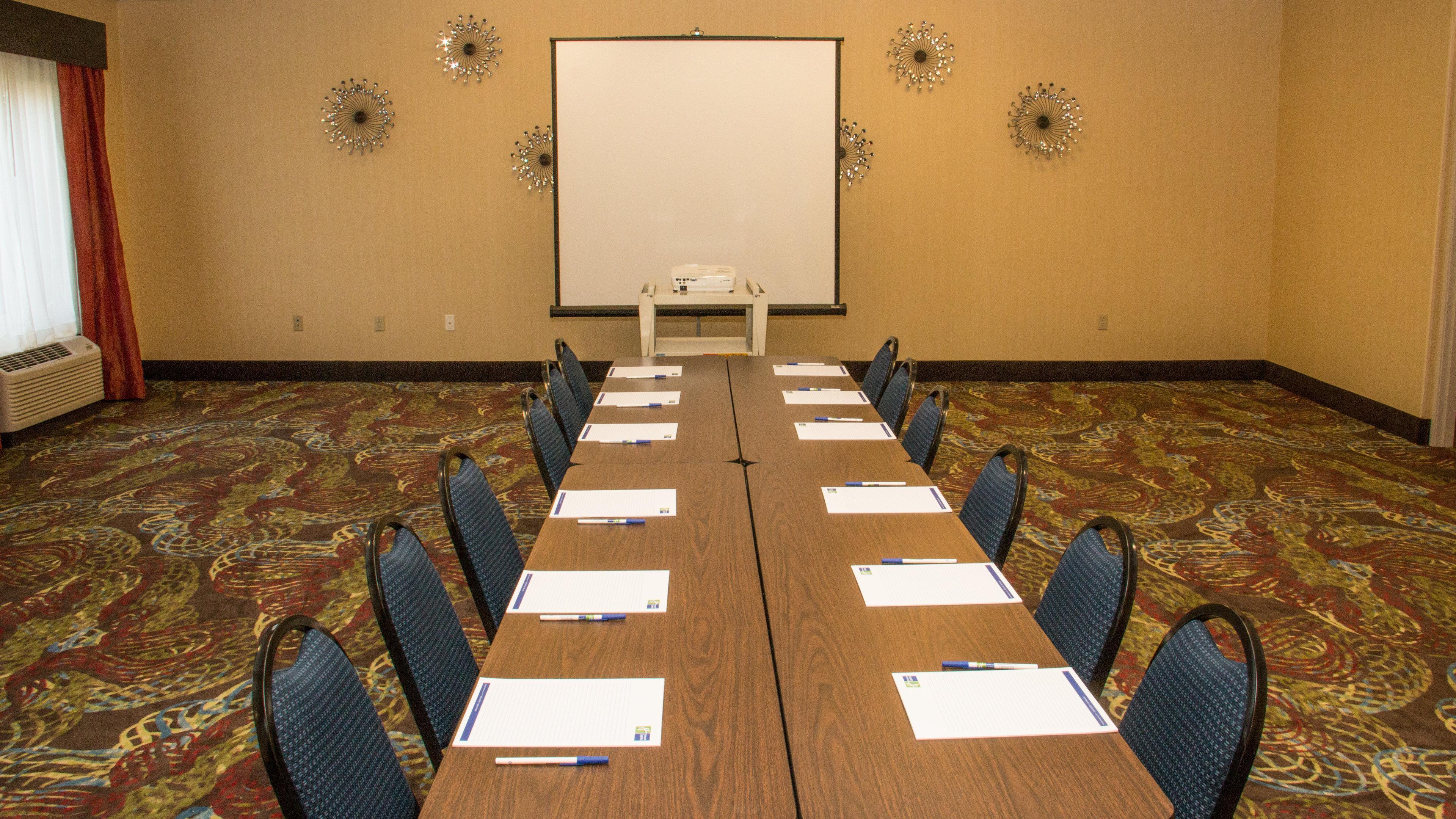 Holiday Inn Express Hotel & Suites Saginaw By Ihg Dış mekan fotoğraf