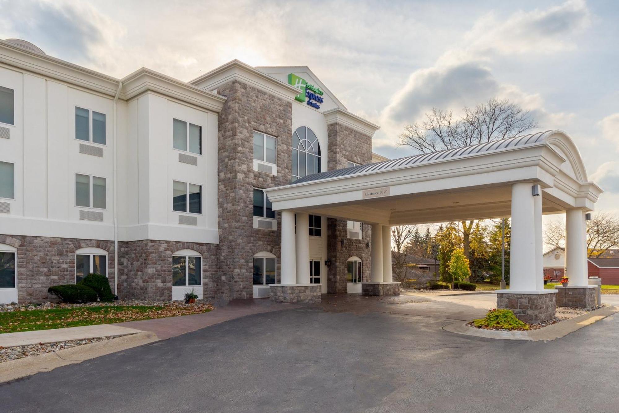 Holiday Inn Express Hotel & Suites Saginaw By Ihg Dış mekan fotoğraf