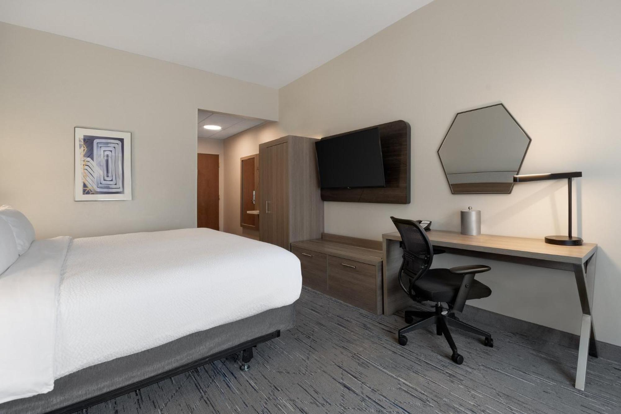 Holiday Inn Express Hotel & Suites Saginaw By Ihg Dış mekan fotoğraf