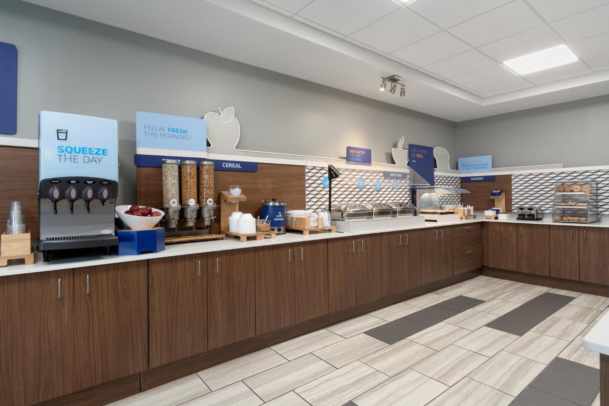 Holiday Inn Express Hotel & Suites Saginaw By Ihg Dış mekan fotoğraf
