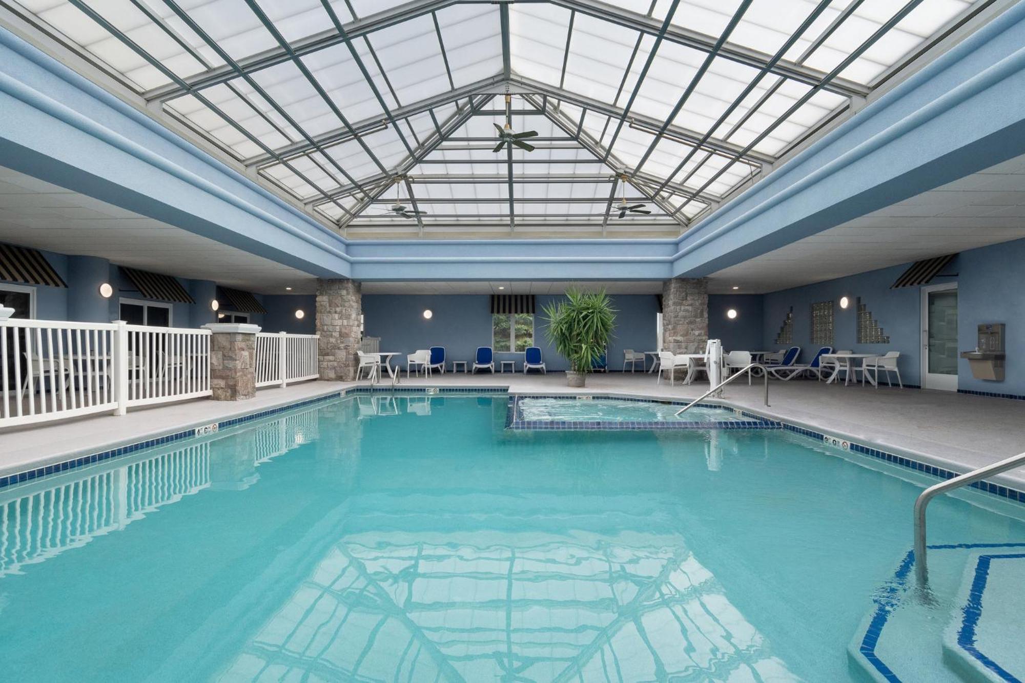 Holiday Inn Express Hotel & Suites Saginaw By Ihg Dış mekan fotoğraf